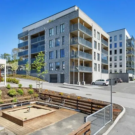 Διαμέρισμα Lovely And Modern *